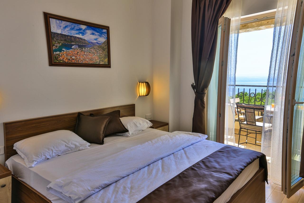 Sunny Villa Jasmine Светі-Стефан Екстер'єр фото