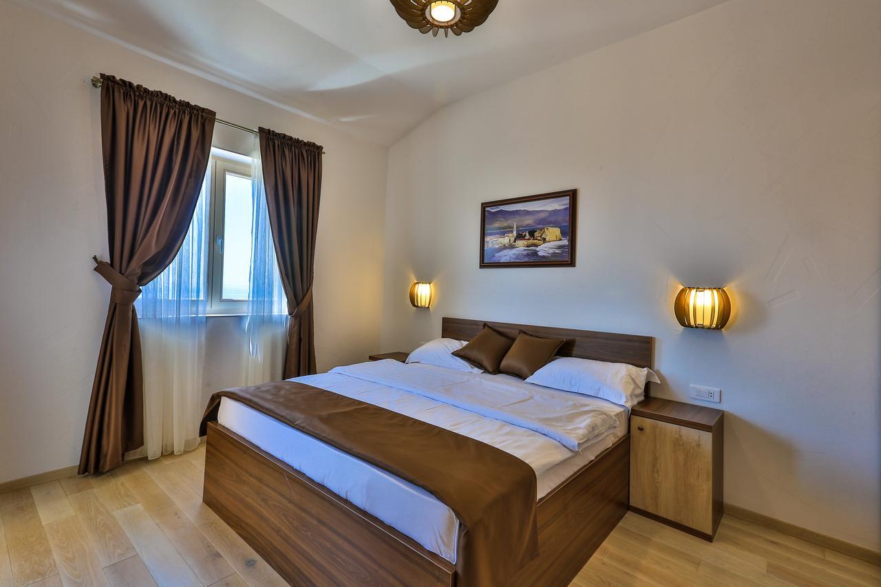 Sunny Villa Jasmine Светі-Стефан Екстер'єр фото